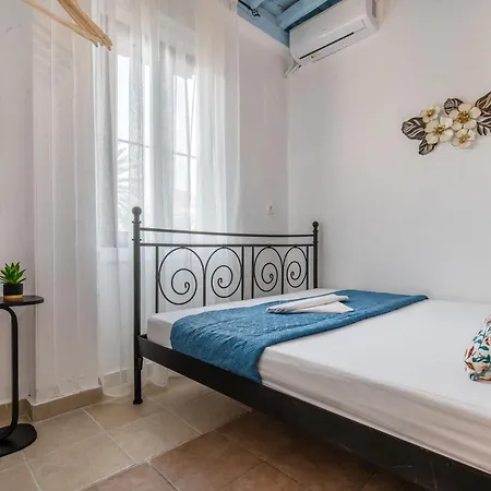 Xenofon Traditional Rhodes City