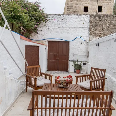 فندق Xenofon Traditional Rhodes City